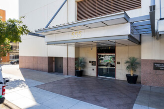 The 5 Fifty Five in Austin, TX - Building Photo - Building Photo
