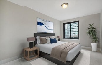 1105 Spring St in Seattle, WA - Building Photo - Building Photo