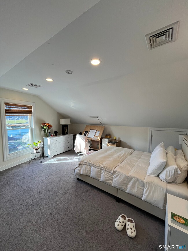 79 Seaview Ave in Norwalk, CT - Building Photo - Building Photo