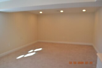 1636 Gibbons Rd in Point Of Rocks, MD - Foto de edificio - Building Photo