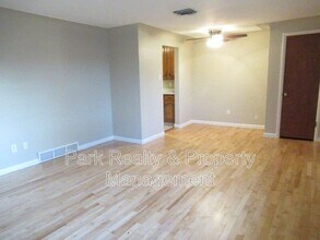 1672 S Benton St in Lakewood, CO - Building Photo - Building Photo