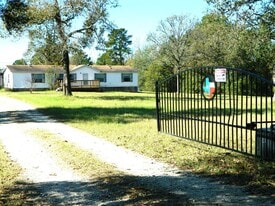 3434 Corrolla in Magnolia, TX - Building Photo
