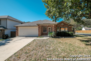 10135 Oak Saddle in San Antonio, TX - Building Photo