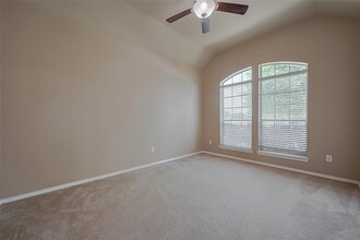 14306 Heath Falls Ln in Cypress, TX - Foto de edificio - Building Photo