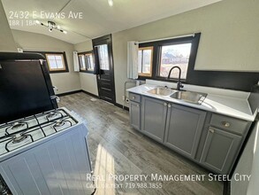 2432 E Evans Ave in Pueblo, CO - Building Photo - Building Photo