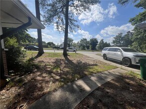 763 N Hairston Rd in Stone Mountain, GA - Building Photo - Building Photo