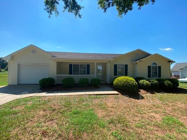 property at 313 Kilt Ct