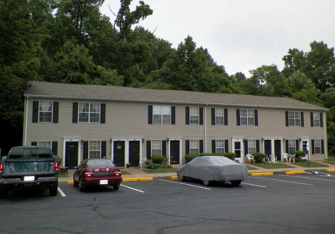 Poplar Ridge Apartments in Madison, VA - Building Photo