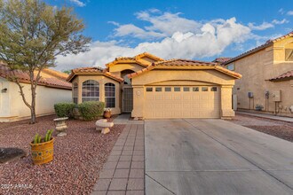 1093 W Myrna Ln in Tempe, AZ - Building Photo - Building Photo