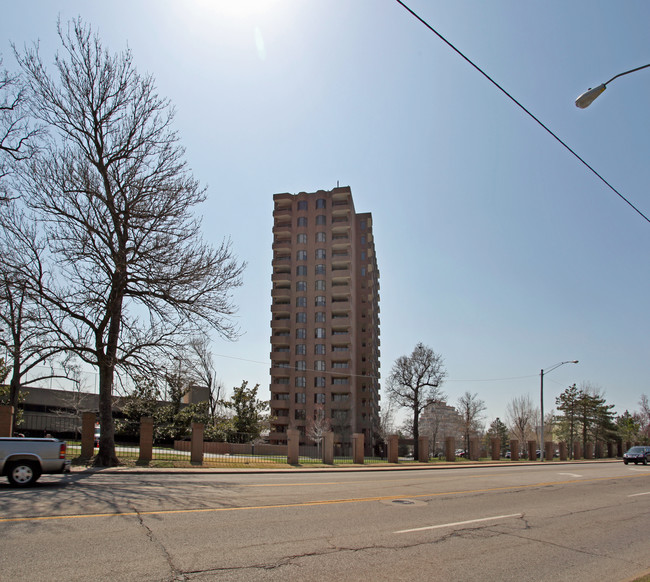 The Yorktown in Tulsa, OK - Building Photo - Building Photo