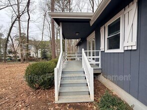 6906 Baywood Dr in Raleigh, NC - Building Photo - Building Photo