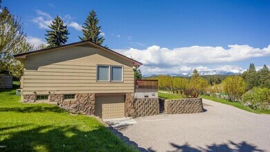 8290 Montana Hwy 35 in Bigfork, MT - Building Photo - Building Photo