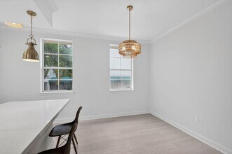 695 Hibiscus St in West Palm Beach, FL - Building Photo - Building Photo