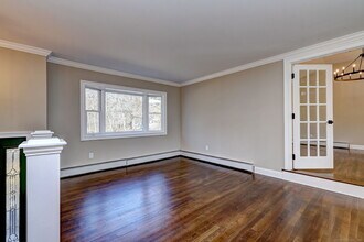 155 Pastors Walk in Monroe, CT - Building Photo - Building Photo