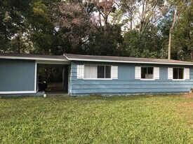 1920 Karen Ln in Tallahassee, FL - Building Photo