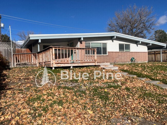 1861 Gallup St in Idaho Falls, ID - Building Photo - Building Photo