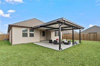 7413 1st Lake Dr in Slidell, LA - Building Photo - Building Photo
