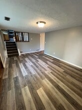 5005 N 114th St in Omaha, NE - Building Photo - Building Photo