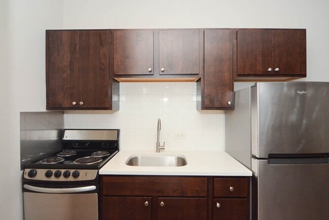 1627 N Humboldt Blvd in Chicago, IL - Building Photo - Building Photo