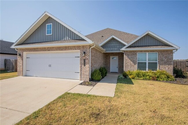 property at 1013 Estes Dr