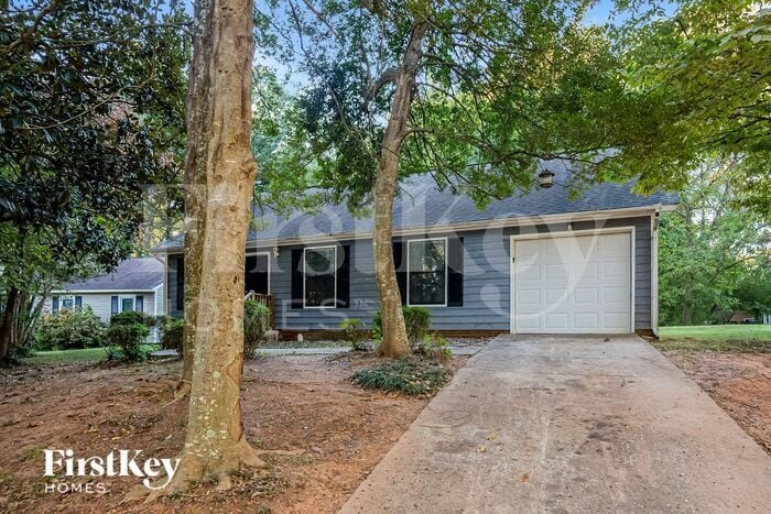 6014 Crosswood Ct in Charlotte, NC - Foto de edificio