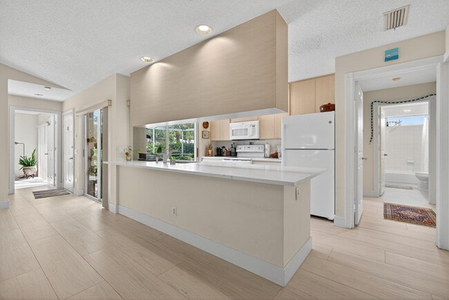 502 Silverleaf Oak Ct in Palm Beach Gardens, FL - Building Photo - Building Photo
