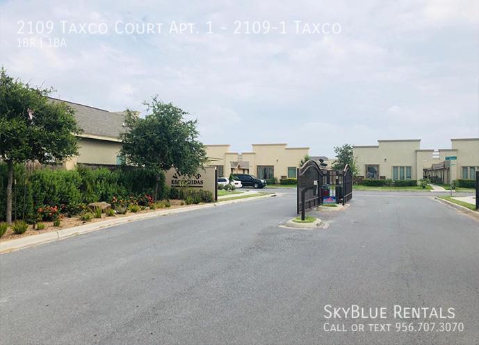 2109 Taxco Ct in Edinburg, TX - Building Photo