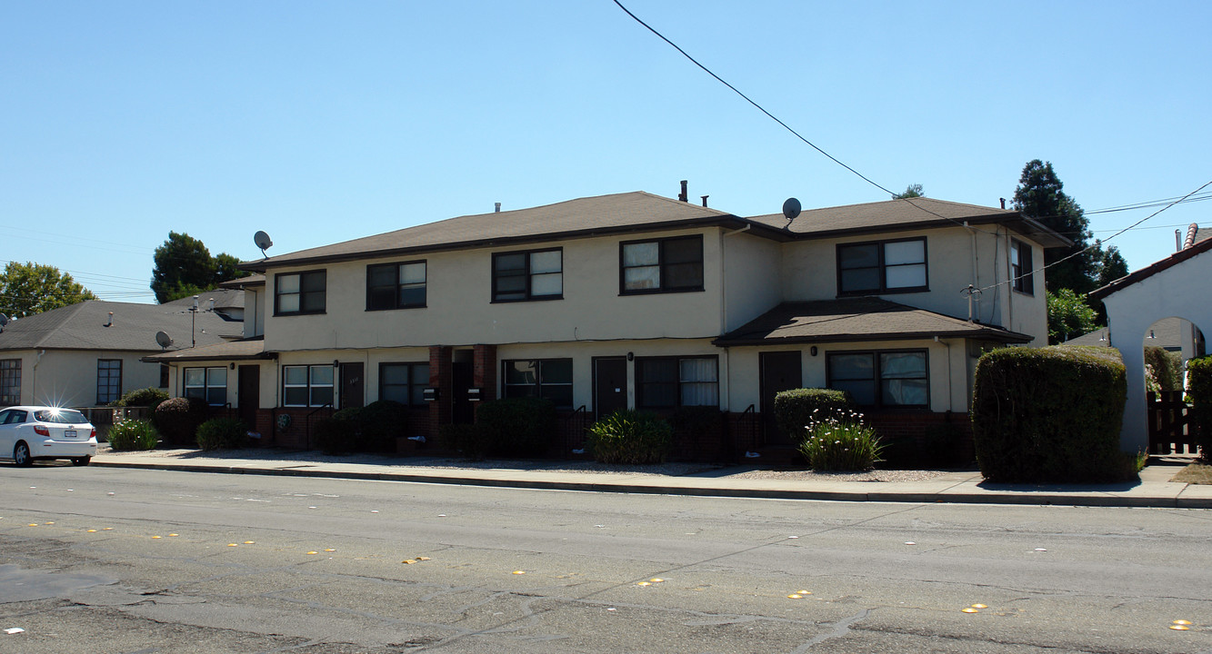 3310-3320 Barrett Ave in Richmond, CA - Building Photo