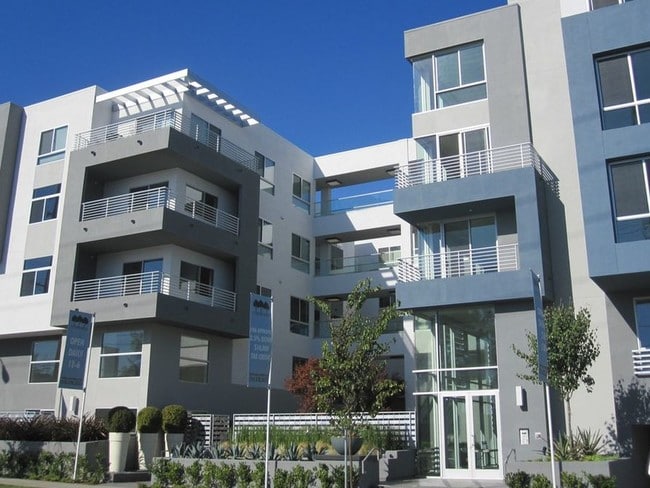 property at 1730 Sawtelle Blvd