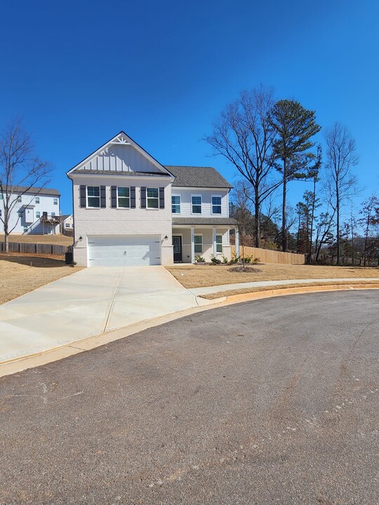 5360 Woodline View Cir in Hoschton, GA - Building Photo