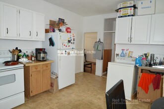 30 Brackett St, Unit 1 in Boston, MA - Building Photo - Building Photo