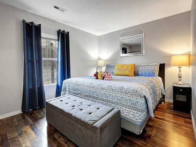 26 Fall Creek Trail in Branson, MO - Building Photo - Building Photo