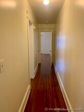 1733 Dixwell Ave in Hamden, CT - Building Photo - Building Photo