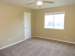 3631 Windmoor Dr in Katy, TX - Building Photo - Building Photo