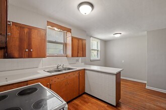 609 Oak St in Louisville, NE - Building Photo - Building Photo