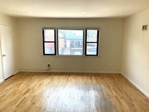 25 Skillman Ave-Unit -2nd floo in Jersey City, NJ - Foto de edificio - Building Photo