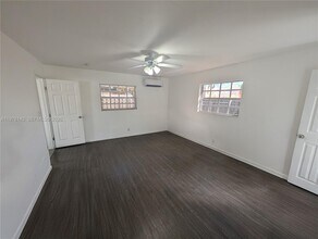 232 SW 23rd St in Fort Lauderdale, FL - Building Photo - Building Photo