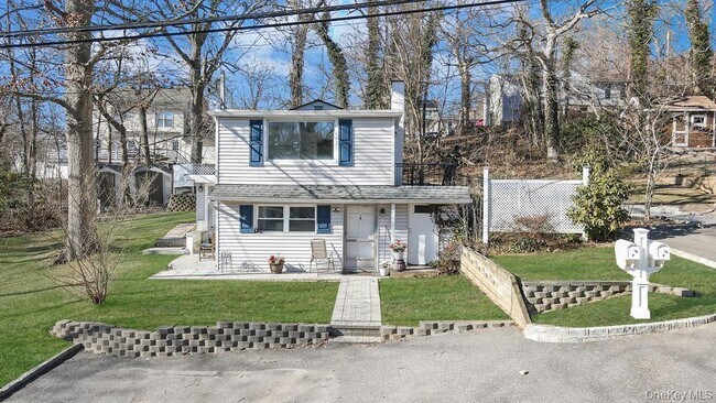 7 Yucca Rd in Rocky Point, NY - Building Photo - Building Photo