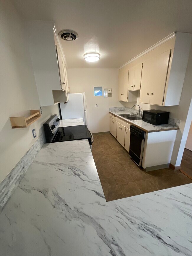 935 N 85th St, Unit #3 in Seattle, WA - Foto de edificio - Building Photo