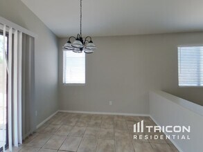 30610 N Coral Bean Dr in Queen Creek, AZ - Building Photo - Building Photo