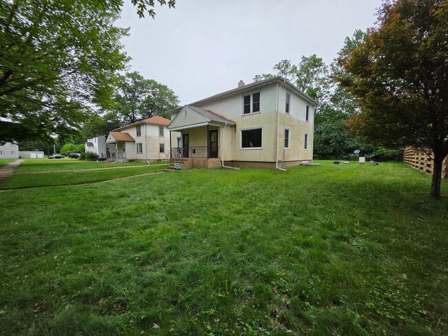 626-628 Ripley Ave in Eau Claire, WI - Building Photo - Building Photo