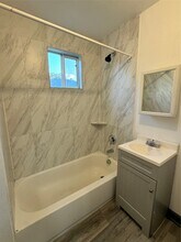 5320 Polk St in Houston, TX - Building Photo - Building Photo