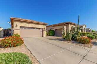 3084 E Capricorn Way in Chandler, AZ - Building Photo - Building Photo
