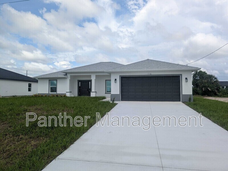 116 NW 23rd Ave in Cape Coral, FL - Building Photo