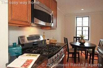 60 Brattle St, Unit #402 in Cambridge, MA - Building Photo - Building Photo