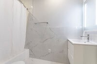 Waverly Court / Keppoch House - 12