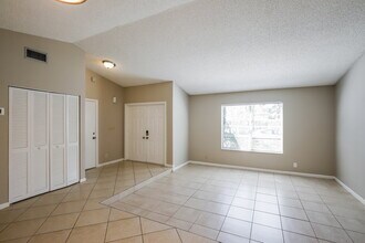 9611 NW 44th Ct in Sunrise, FL - Building Photo - Building Photo