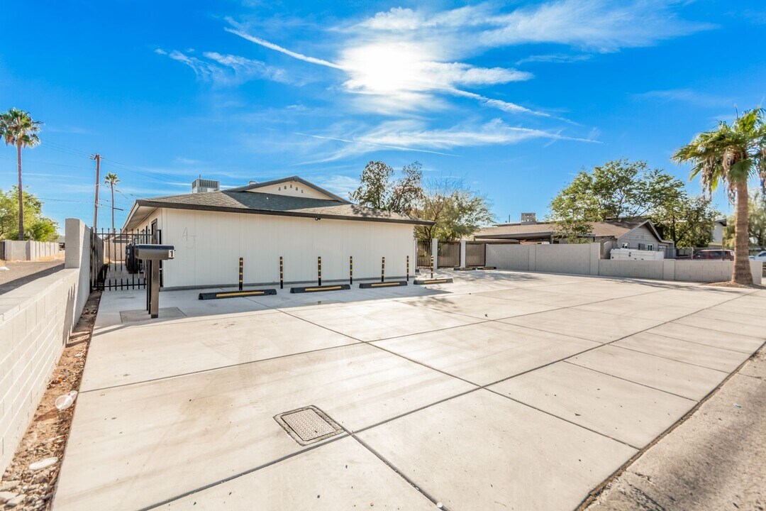 3223 E Harvard St-Unit -Unit 2 in Phoenix, AZ - Foto de edificio