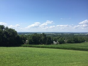 755 Prospect Rd in Columbia, PA - Foto de edificio - Building Photo
