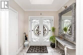 62 Stargell Dr in Whitby, ON - Building Photo - Building Photo